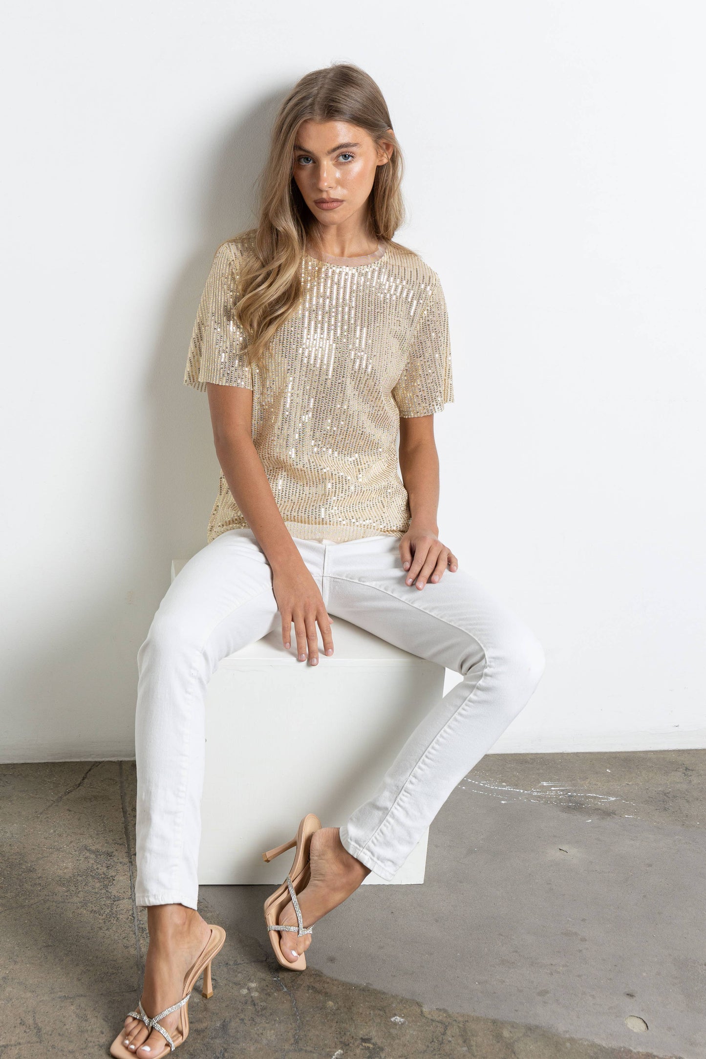 GOLD SEQUIN ROUND NECK TULLE TOP