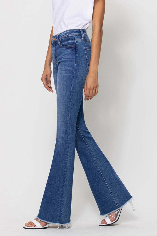 VERVET MID RISE RAW HEM FLARE JEANS SUNNY