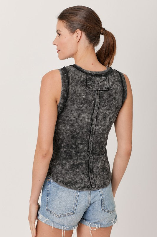 EXPOSED SEAM MINERAL WASHED TANK BLACK