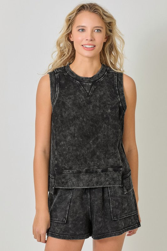 WASHED BLACK SLEEVELESS TERRY TOP