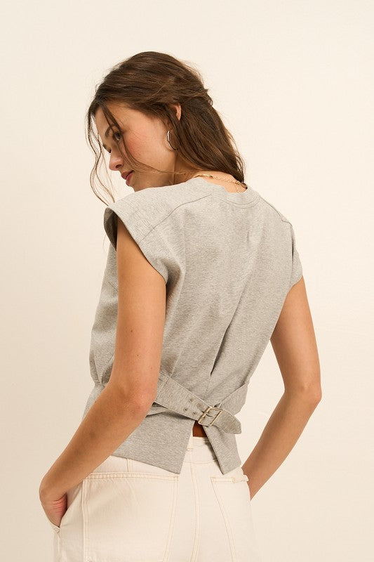 GREY BACK BUCKLE SLEEVELESS KNIT TOP