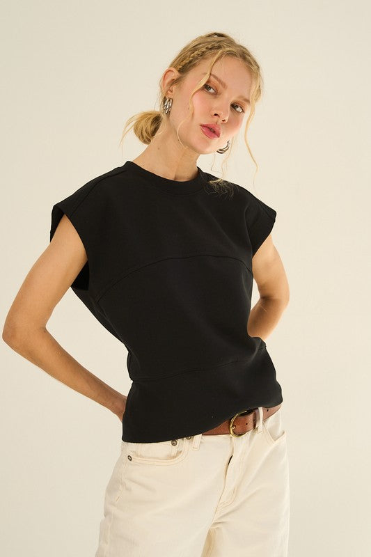 BLACK BACK BUCKLE SLEEVELESS KNIT TOP