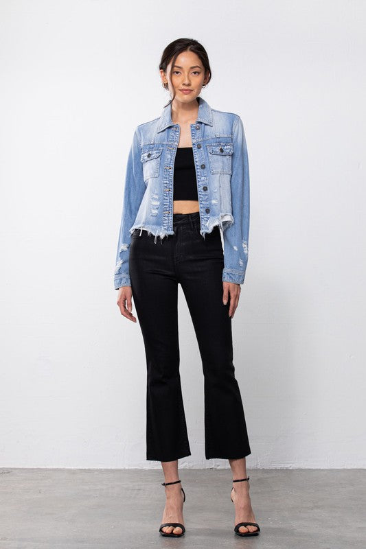HIDDEN LIGHT WASH FRAYED BOTTOM FITTED JACKETF