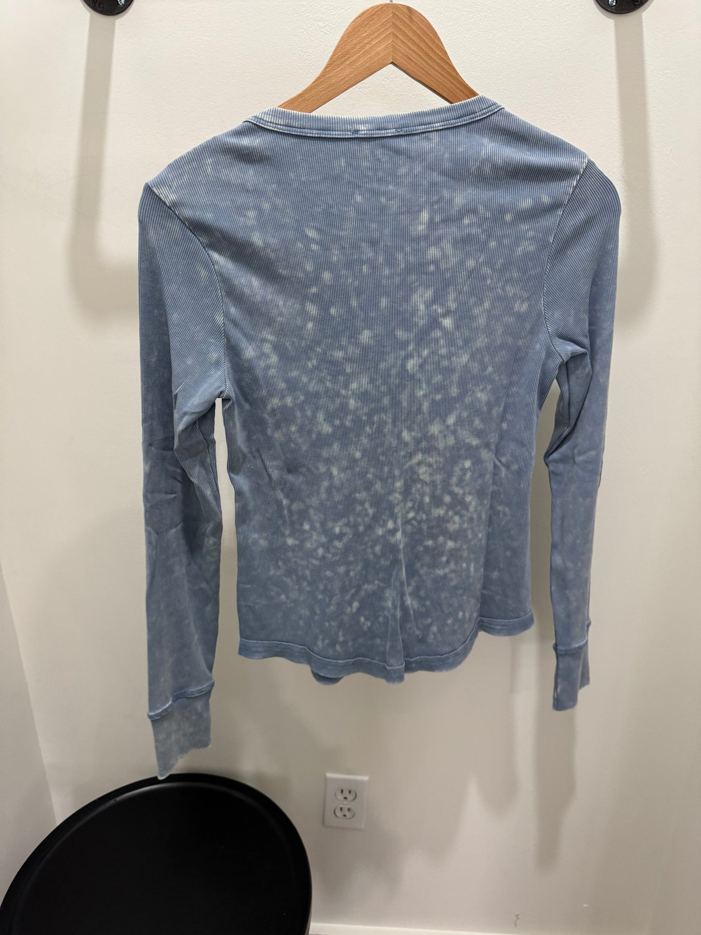 WASHED BLUE RIBBED TOP