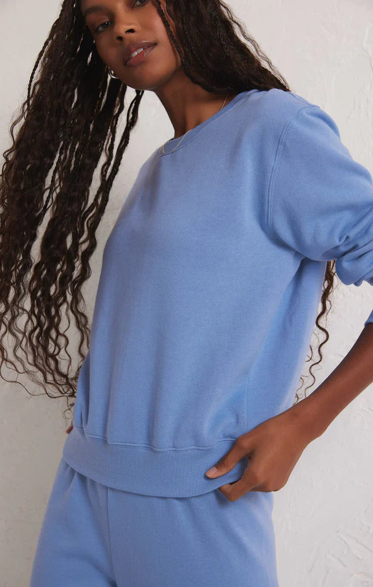 Z SUPPLY CLASSIC CREW SWEATSHIRT IN BLUE ISLE