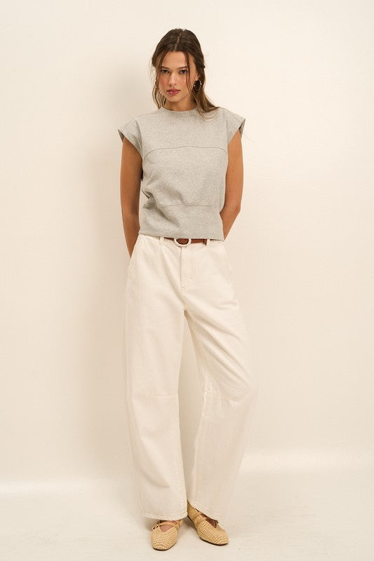 GREY BACK BUCKLE SLEEVELESS KNIT TOP