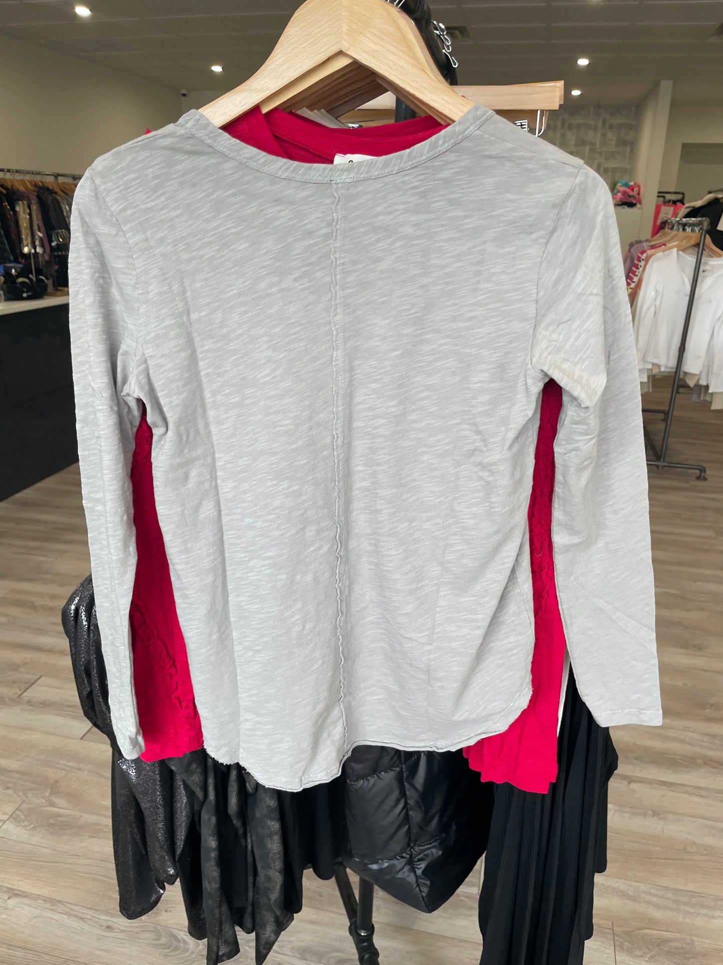 BOBI CENTER SEAM LONG SLEEVE TEE LEAD GREY