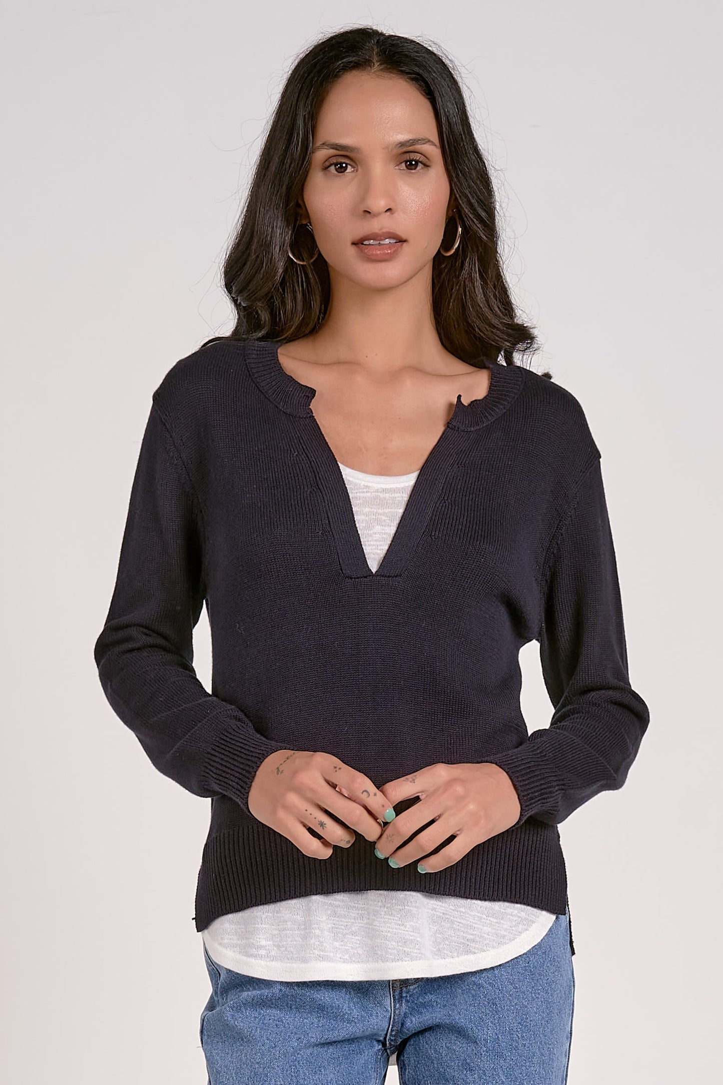 ELAN NAVY WHITE V NECK LAYERED SWEATER