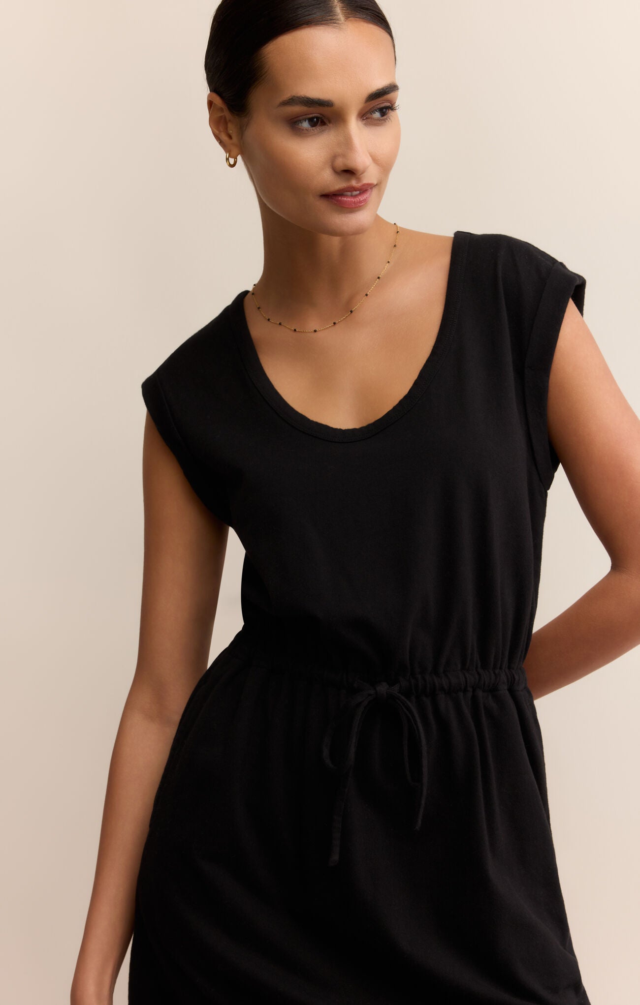 Z SUPPLY DAYSHIFT MINI DRESS TRUE BLACK
