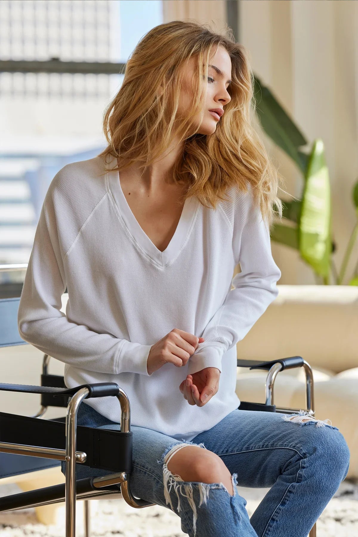 BOBI BOYFRIEND V NECK WAFFLE TOP WHITE