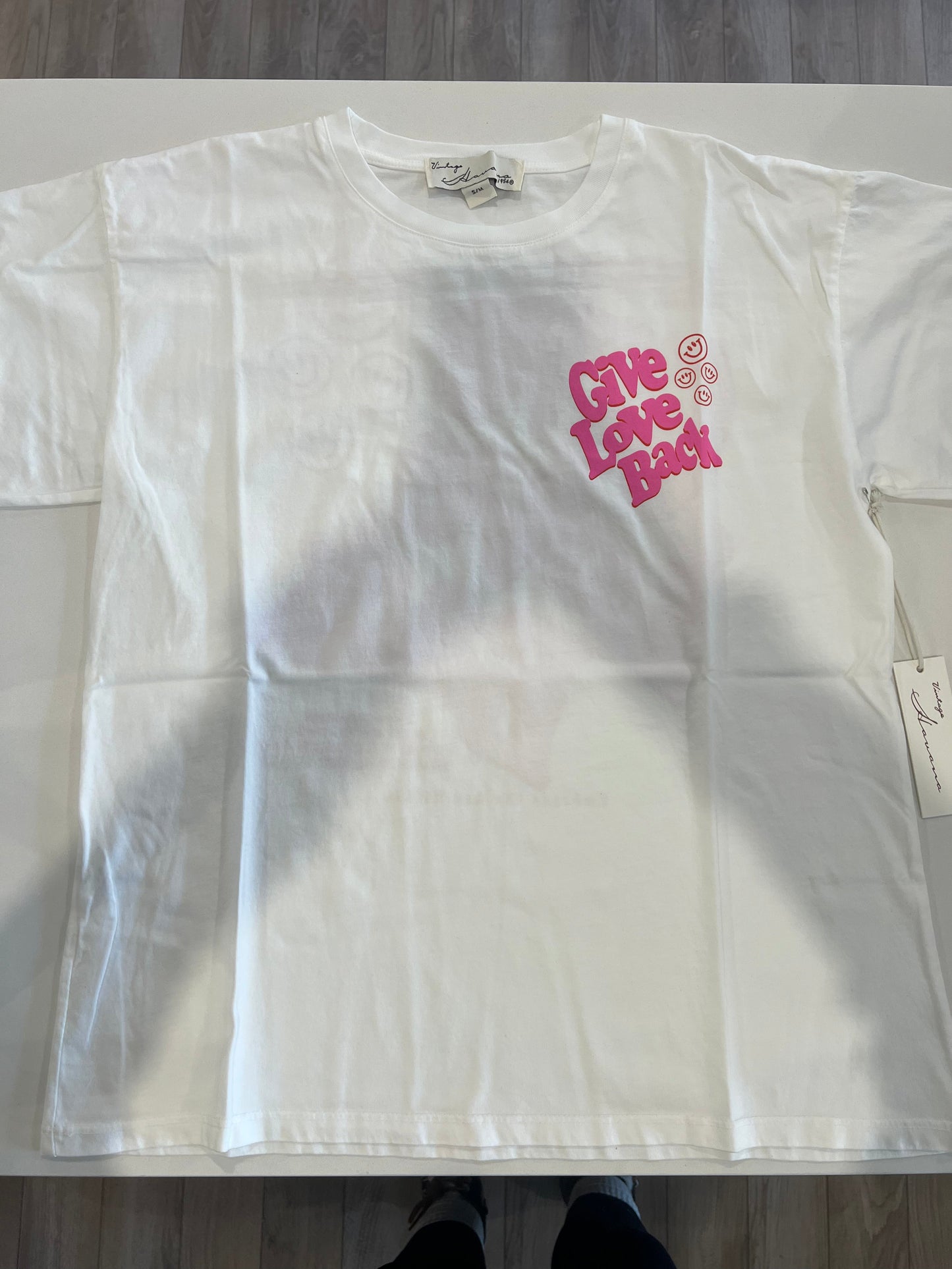 VINTAGE HAVANA WHITE WASHED GRAPHIC TEE "GIVE LOVE BACK" FINAL SALE