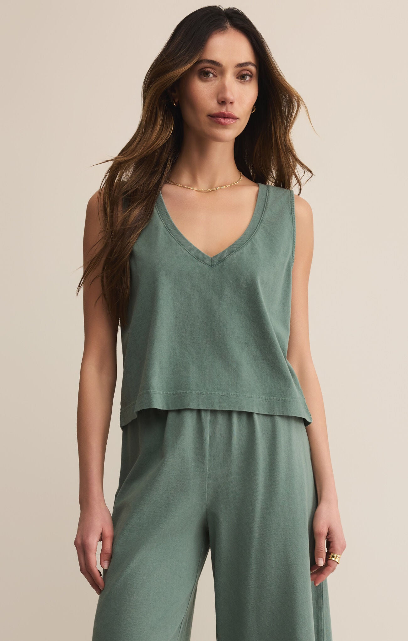 Z SUPPLY SLOANE V-NECK TANK HUNTER GREEN